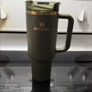 Stanley Olive Insulated Mug with Handle